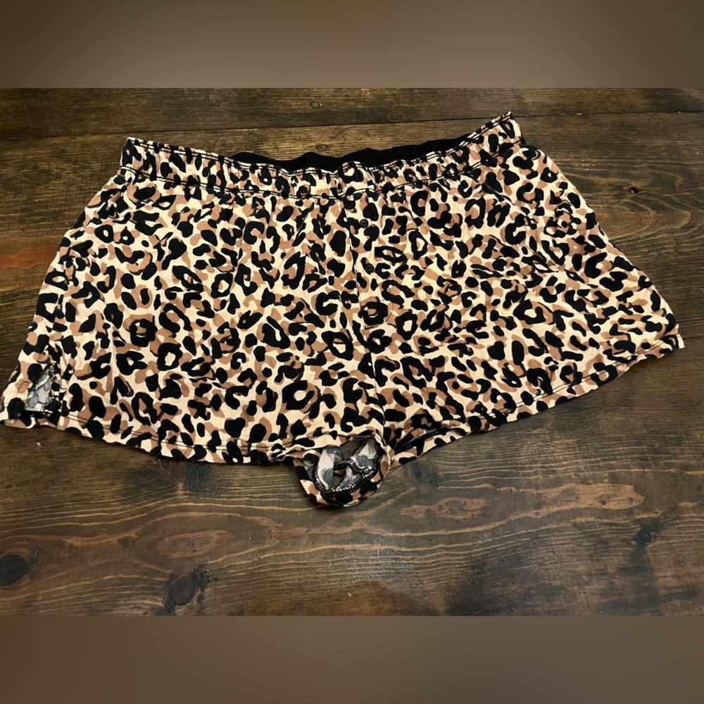 PINK Victoria's Secret Leopard Print Lounge Shorts - Tan, Black, Gray, Size Sma